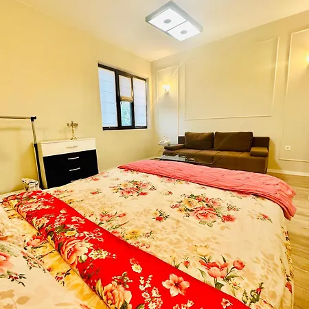 Апартамент Nataly New Luxury On Black Sea Варна